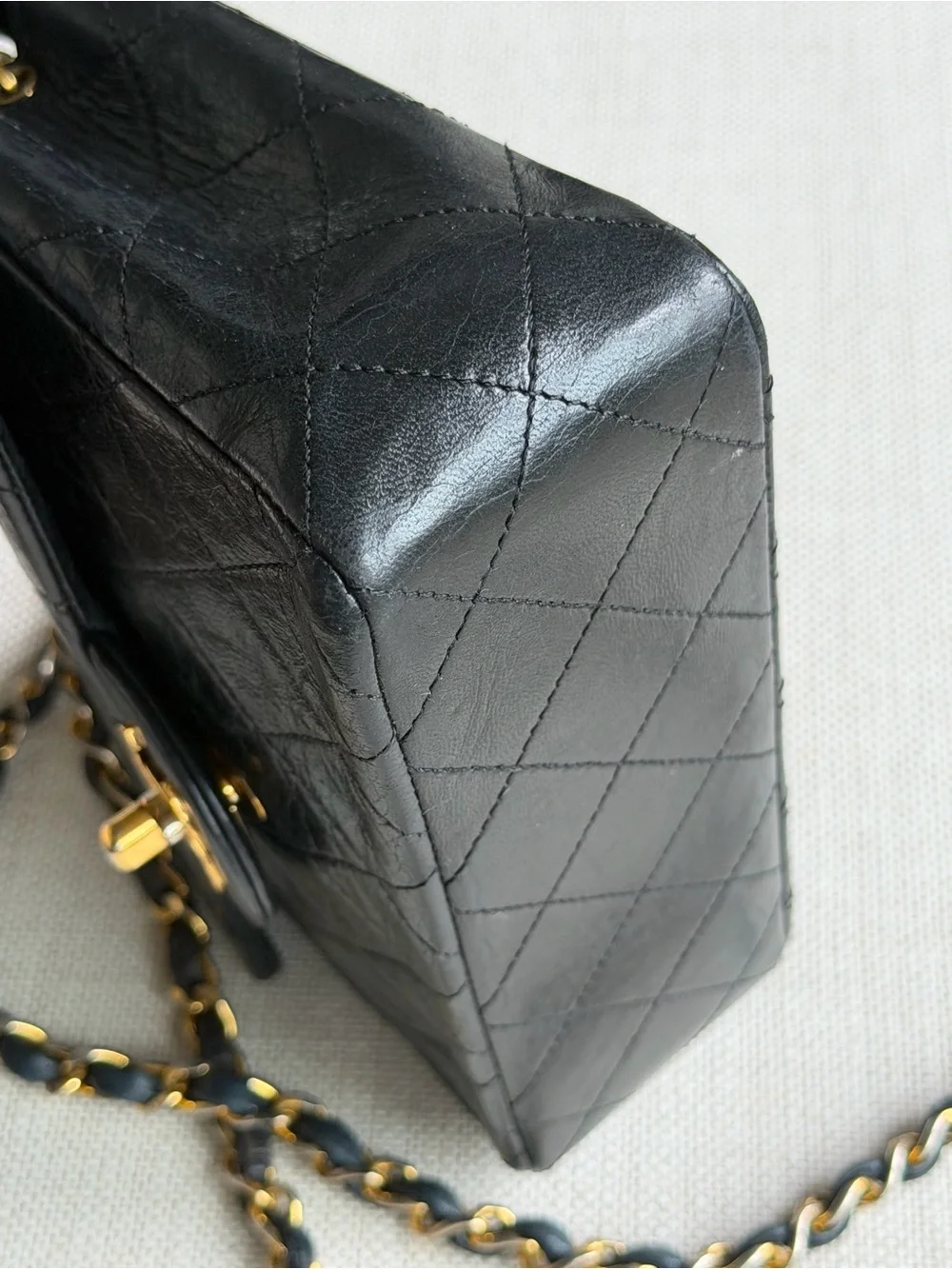 Authentic CHANEL classic from Paris in early 1980’s - Picture 11 of 16